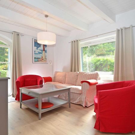 Blaues Strandhaus Sellin Екстер'єр фото