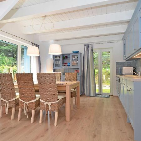 Blaues Strandhaus Sellin Екстер'єр фото